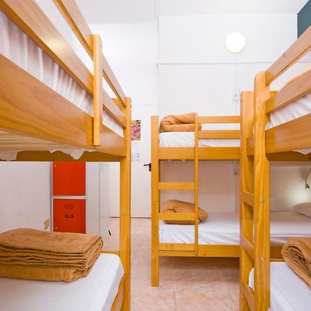 Euromadrid Hostel Room photo