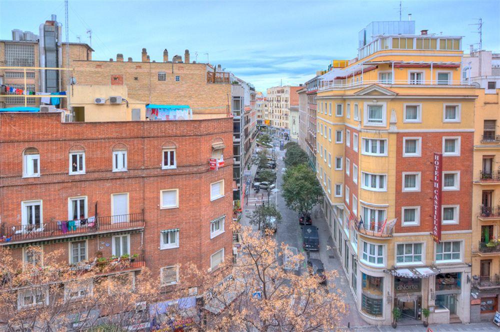 Euromadrid Hostel Exterior photo