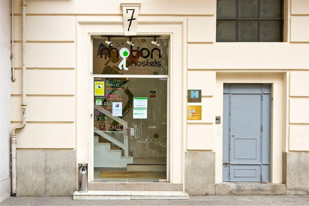 Euromadrid Hostel Exterior photo