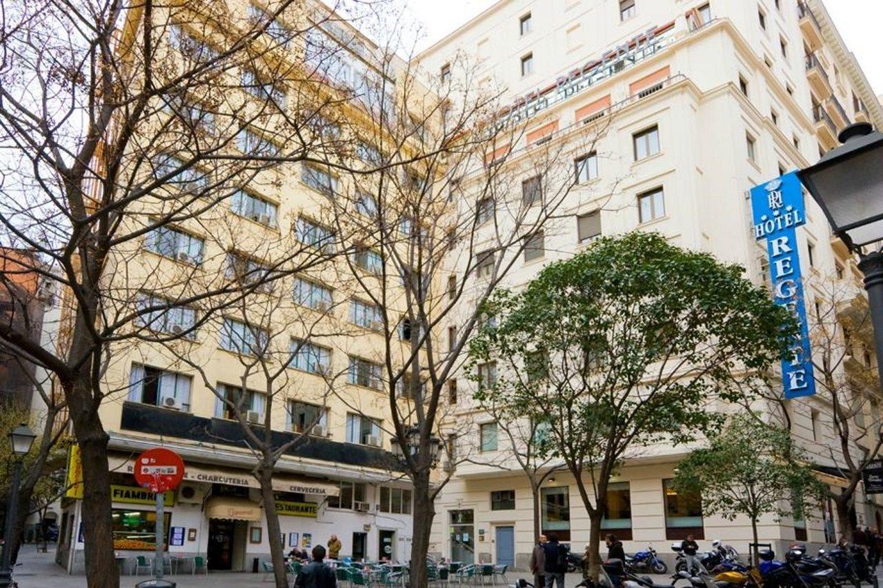 Euromadrid Hostel Exterior photo